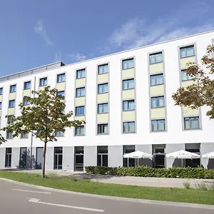 Express By Ihg Hotell